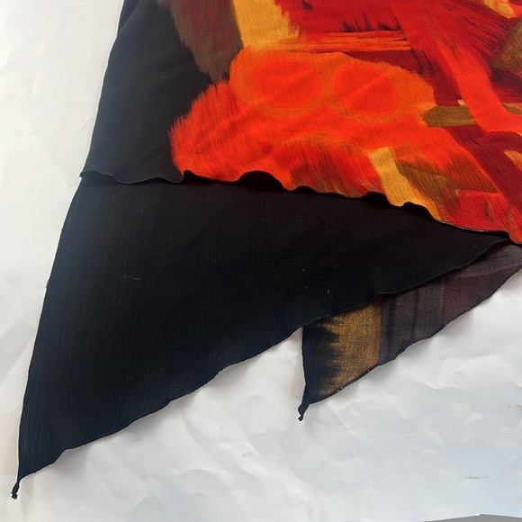 Paradiso Print Tunic With Asymmetric Hem - Picture 13 of 14